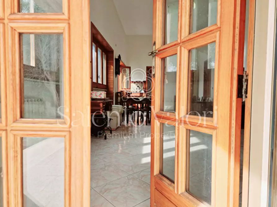 Immagine 13 di Villa in vendita  in Via Provinciale Tuglie 13 a Parabita