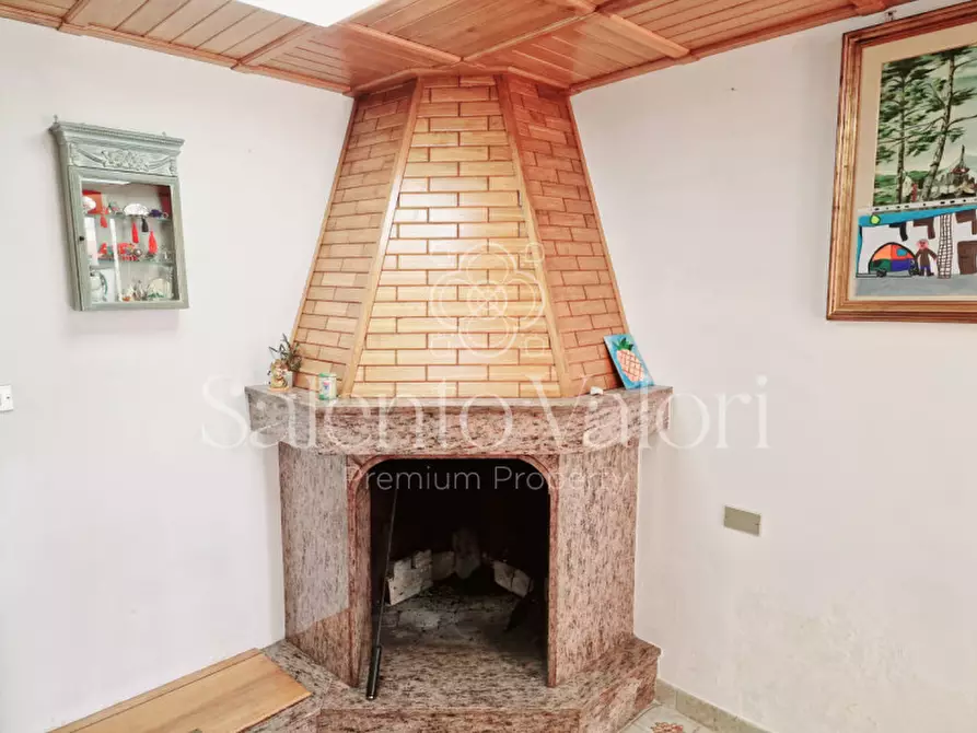 Immagine 15 di Villa in vendita  in Via Provinciale Tuglie 13 a Parabita