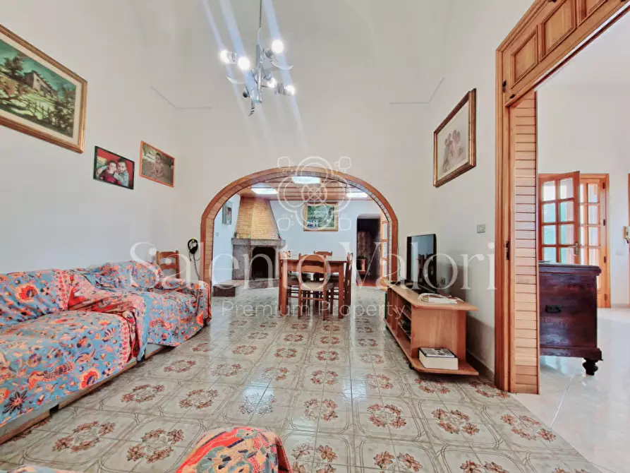 Immagine 19 di Villa in vendita  in Via Provinciale Tuglie 13 a Parabita