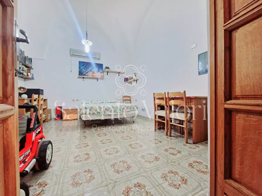 Immagine 28 di Villa in vendita  in Via Provinciale Tuglie 13 a Parabita