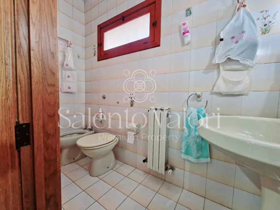 Immagine 33 di Villa in vendita  in Via Provinciale Tuglie 13 a Parabita