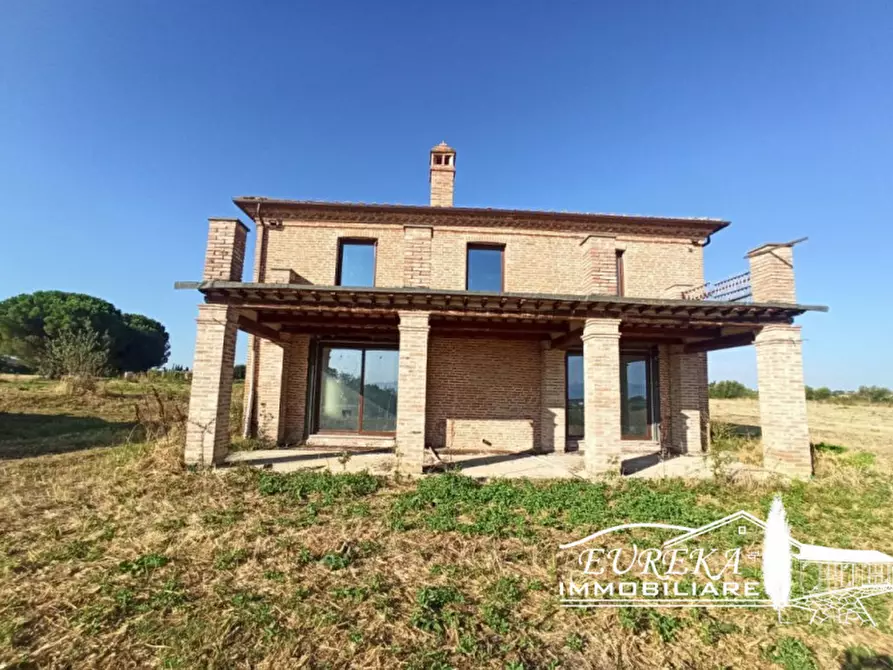 Immagine 3 di Rustico / casale in vendita  a Castiglione Del Lago