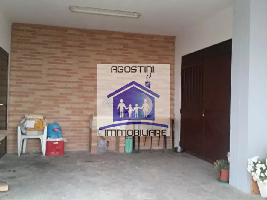 Immagine 4 di Casa indipendente in vendita  a Civitella Del Tronto