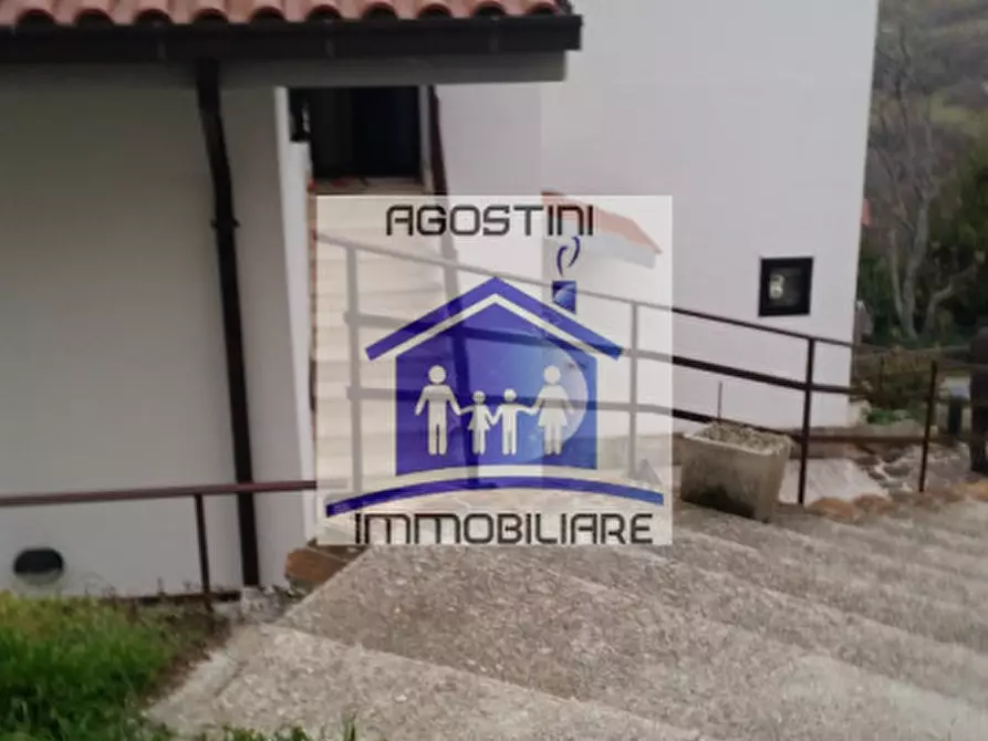 Immagine 9 di Casa indipendente in vendita  a Civitella Del Tronto