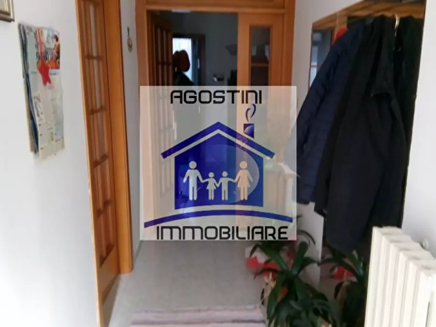 Immagine 14 di Casa indipendente in vendita  a Civitella Del Tronto