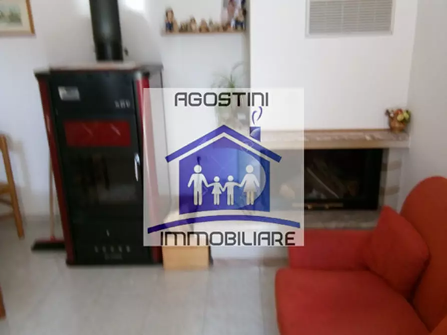 Immagine 16 di Casa indipendente in vendita  a Civitella Del Tronto