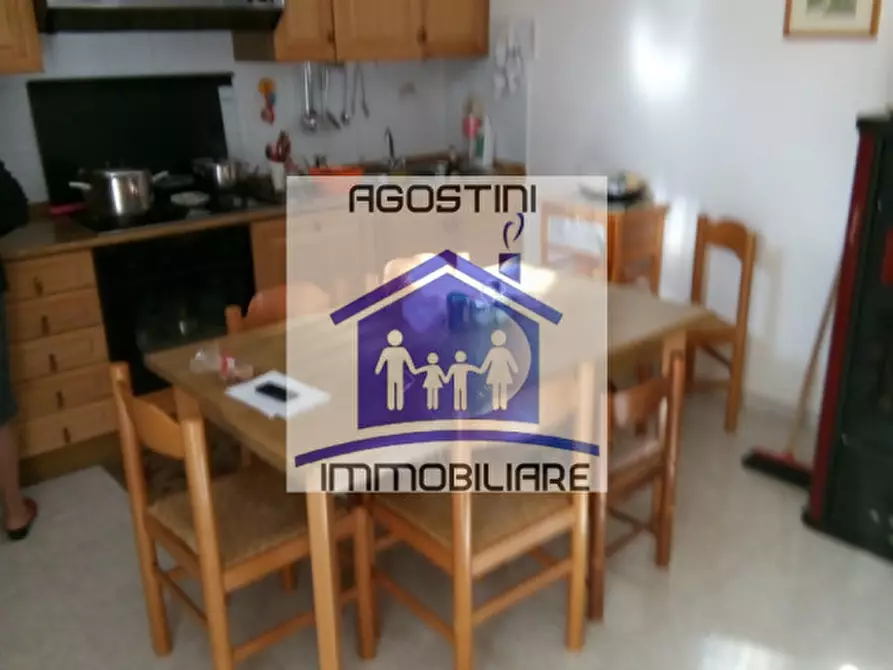 Immagine 21 di Casa indipendente in vendita  a Civitella Del Tronto