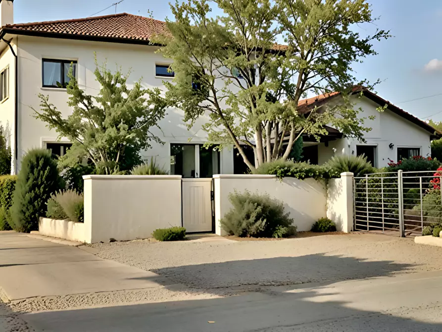 Immagine 2 di Casa indipendente in vendita  in Via Canaletto a Vedelago