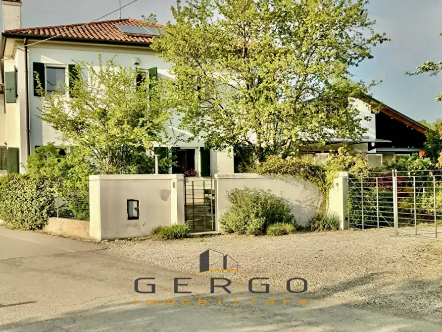 Immagine 2 di Casa indipendente in vendita  in Via Canaletto a Vedelago