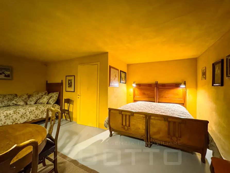 Immagine 33 di Appartamento in vendita  in Via Sant'Isidoro a Bogogno