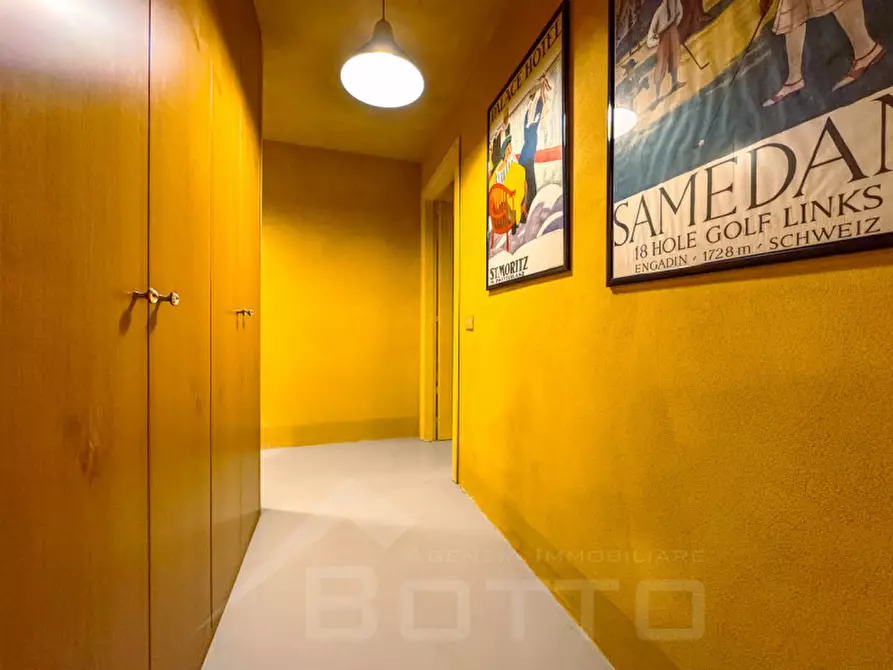 Immagine 37 di Appartamento in vendita  in Via Sant'Isidoro a Bogogno