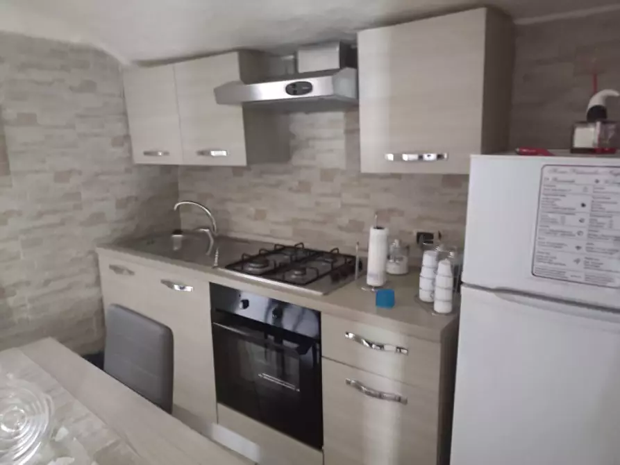 Immagine 12 di Appartamento in affitto  in strada della grazia a Napoli