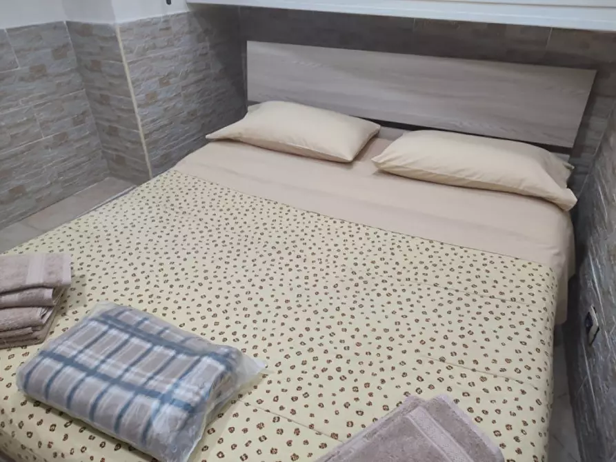 Immagine 14 di Appartamento in affitto  in strada della grazia a Napoli