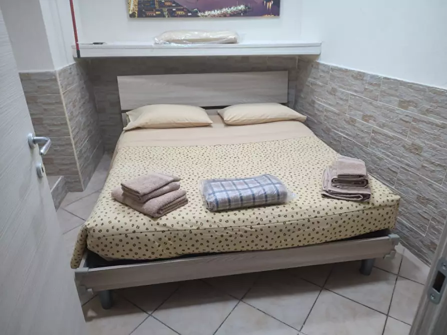 Immagine 19 di Appartamento in affitto  in strada della grazia a Napoli