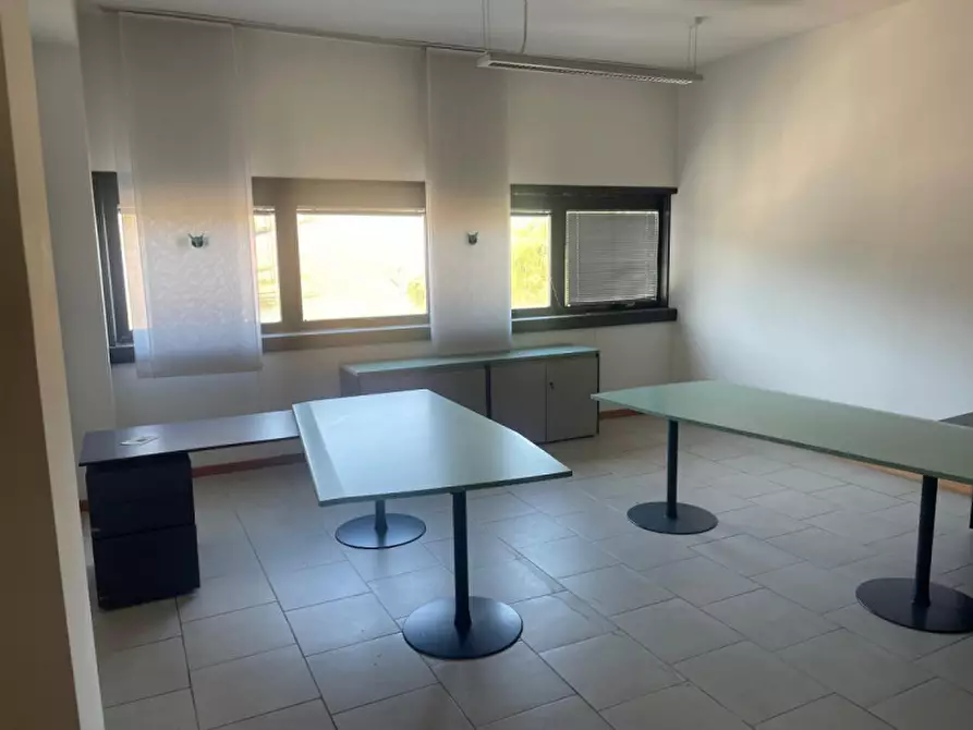 Immagine 3 di Ufficio in vendita  in via 1 maggio a Ancona