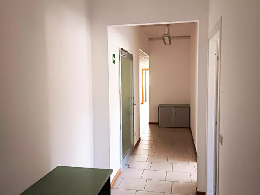 Immagine 6 di Ufficio in vendita  in via 1 maggio a Ancona