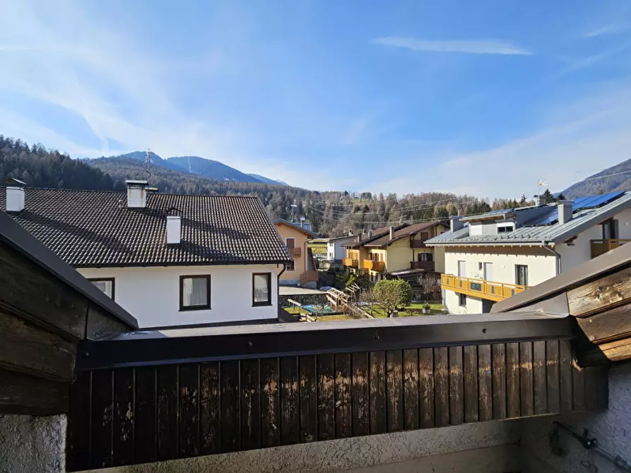 Immagine 2 di Appartamento in vendita  in Via Acquaseri, n.30 a Dimaro Folgarida