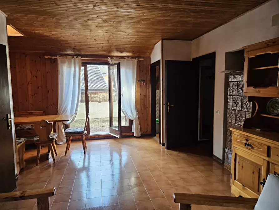 Immagine 6 di Appartamento in vendita  in Via Acquaseri, n.30 a Dimaro Folgarida