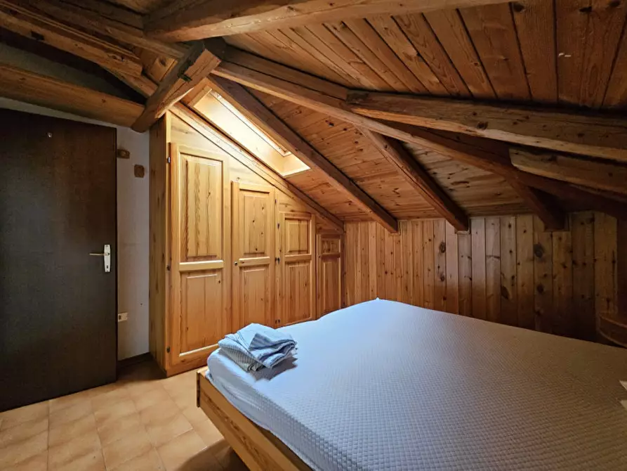 Immagine 11 di Appartamento in vendita  in Via Acquaseri, n.30 a Dimaro Folgarida