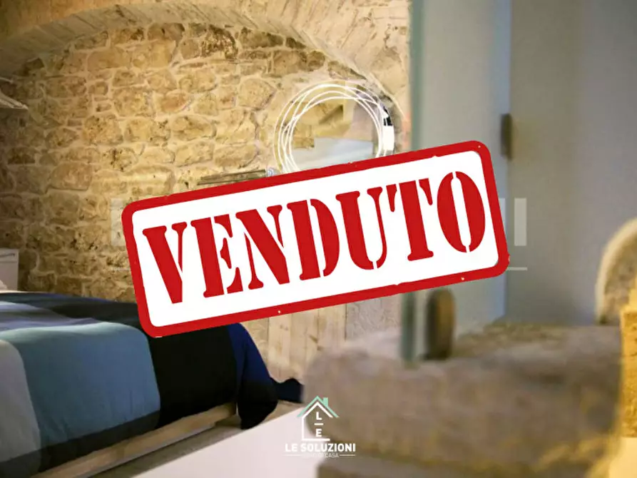 Immagine 1 di Bed & Breakfast in vendita  in vico santa maria 83 a Putignano