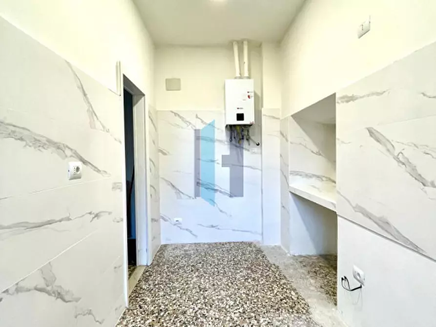 Immagine 5 di Appartamento in vendita  in via Vivaldi 44 a Brescia