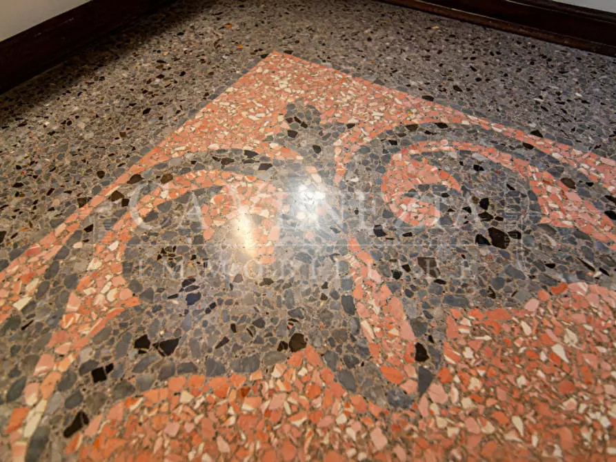 Immagine 4 di Appartamento in vendita  a Venezia