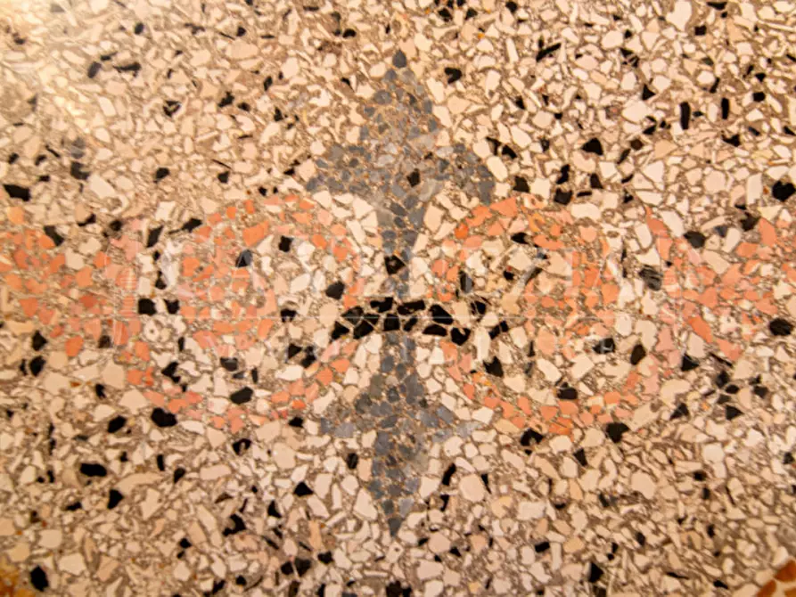 Immagine 11 di Appartamento in vendita  a Venezia