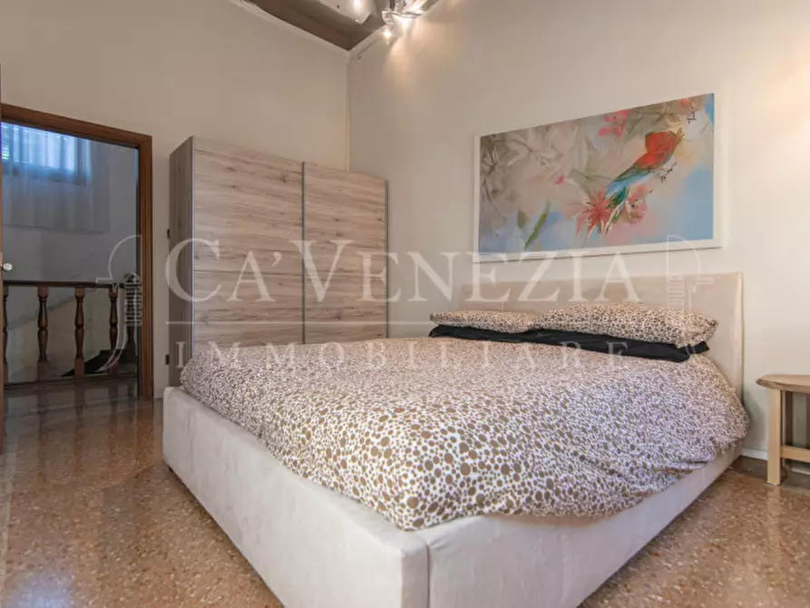 Immagine 13 di Appartamento in vendita  a Venezia