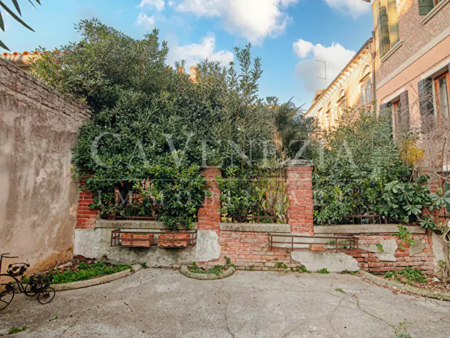 Immagine 20 di Appartamento in vendita  a Venezia