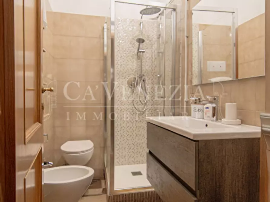 Immagine 24 di Appartamento in vendita  a Venezia