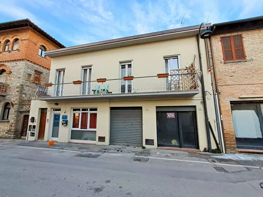 Immagine 2 di Laboratorio in vendita  a Passignano Sul Trasimeno