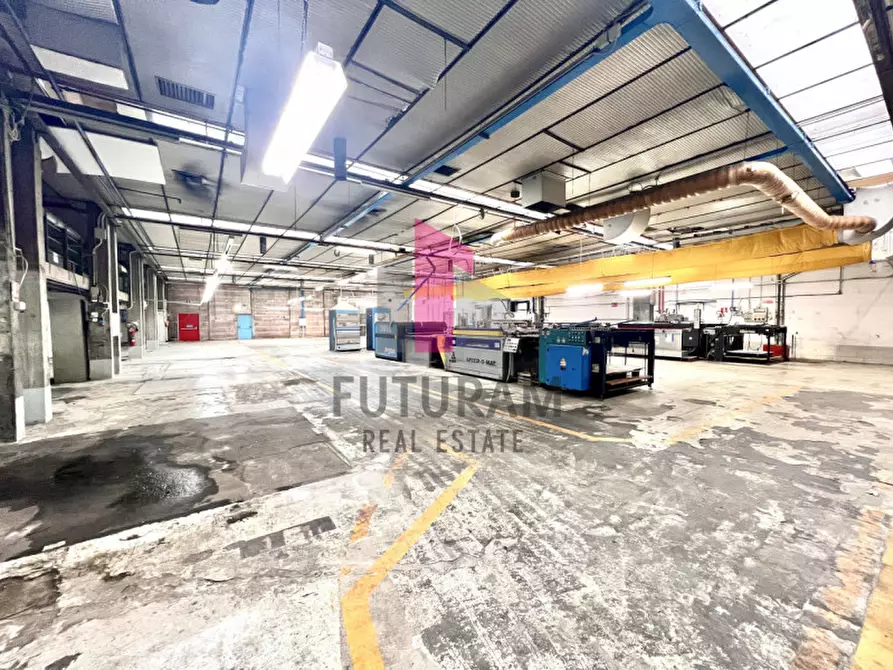 Immagine 9 di Capannone industriale in vendita  in VIA C. BATTISTI, 54 a Creazzo