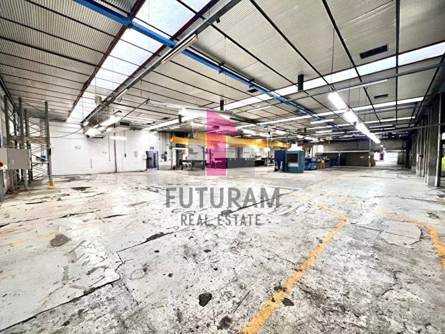 Immagine 13 di Capannone industriale in vendita  in VIA C. BATTISTI, 54 a Creazzo