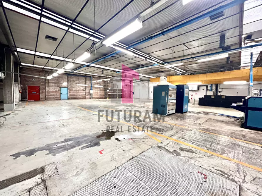 Immagine 14 di Capannone industriale in vendita  in VIA C. BATTISTI, 54 a Creazzo
