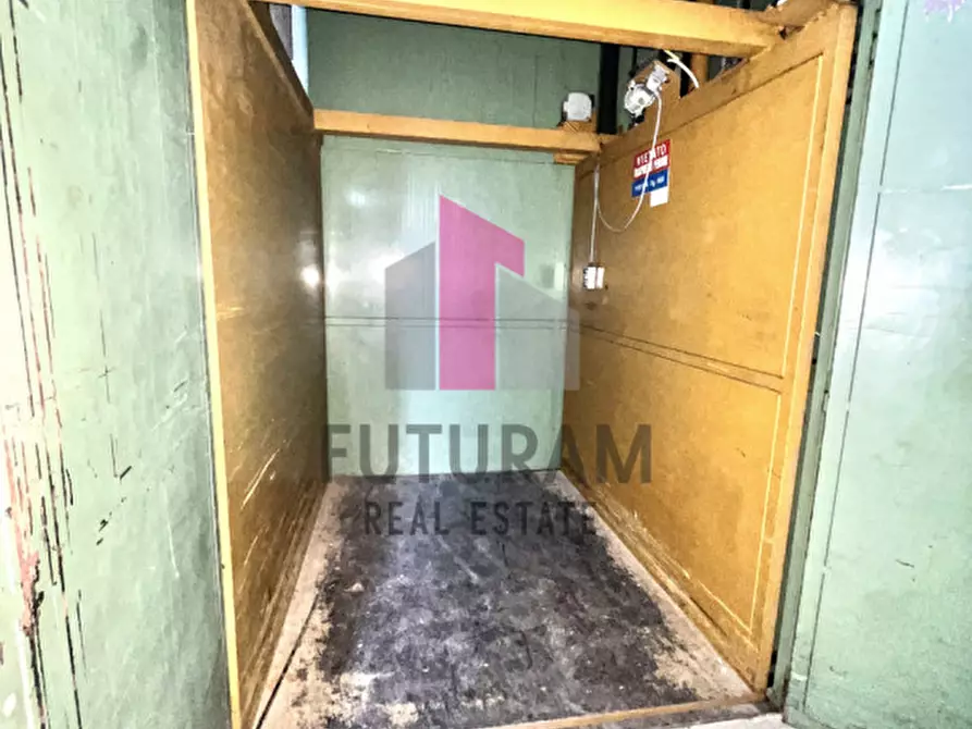 Immagine 19 di Capannone industriale in vendita  in VIA C. BATTISTI, 54 a Creazzo