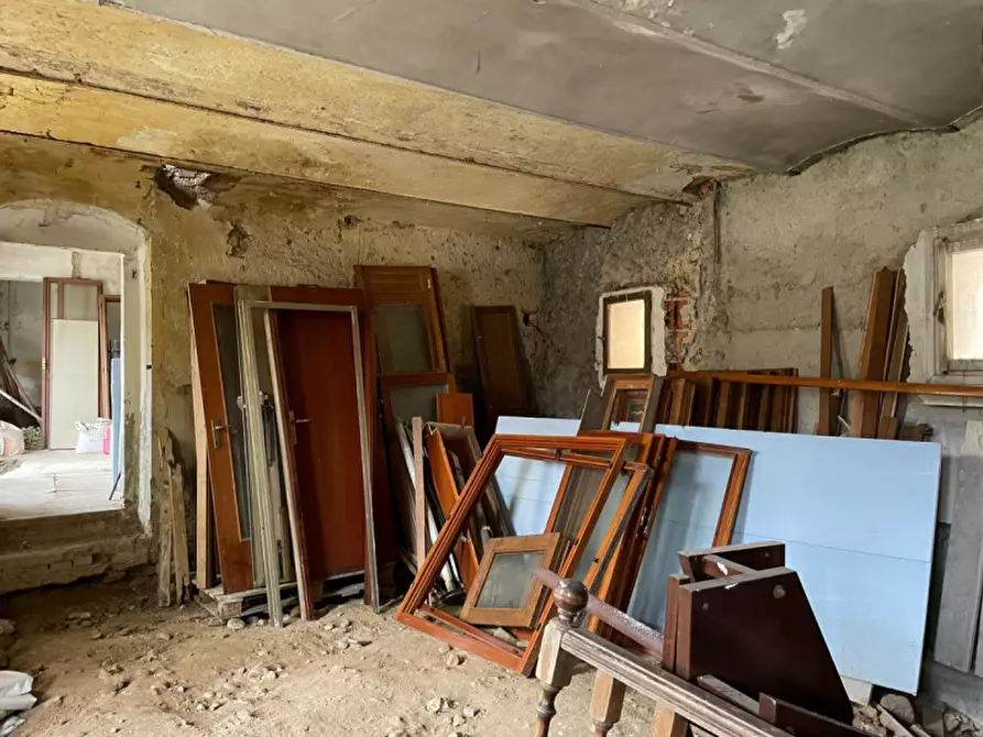 Immagine 8 di Rustico / casale in vendita  in Via Morti dell'Astore a Castiglione Delle Stiviere