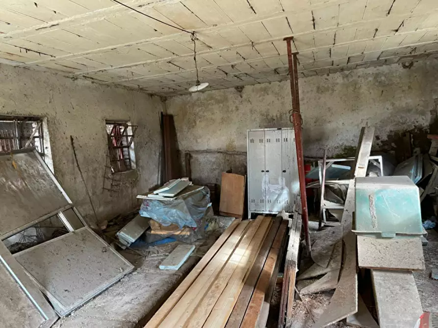 Immagine 23 di Rustico / casale in vendita  in Via Morti dell'Astore a Castiglione Delle Stiviere