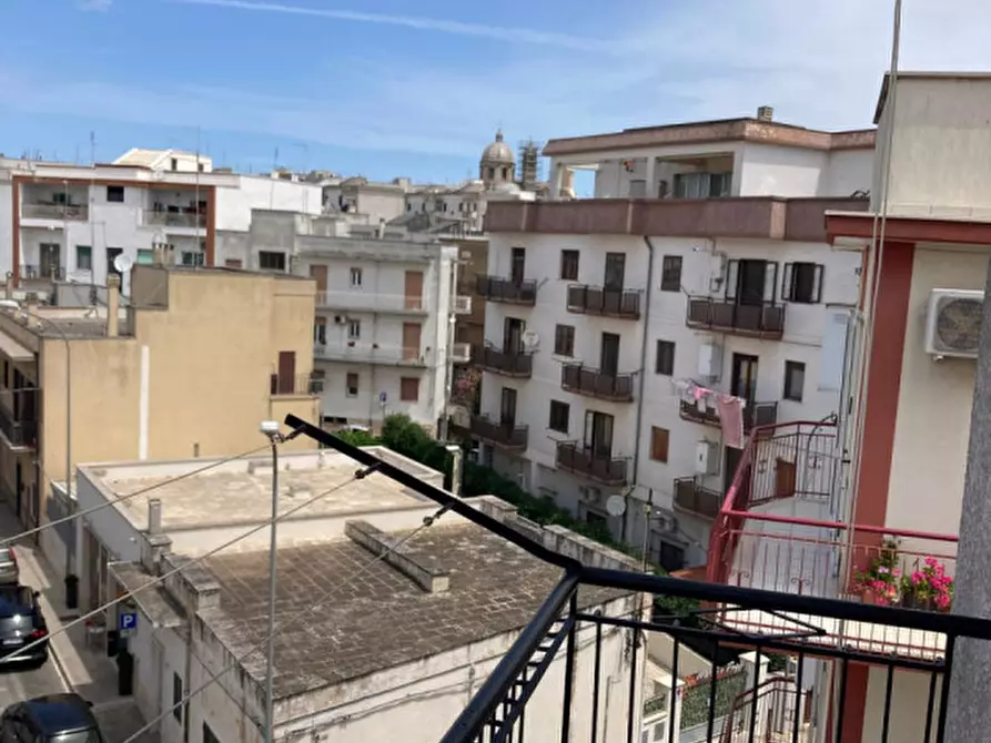 Immagine 10 di Appartamento in vendita  in Via Vespucci a Ceglie Messapico