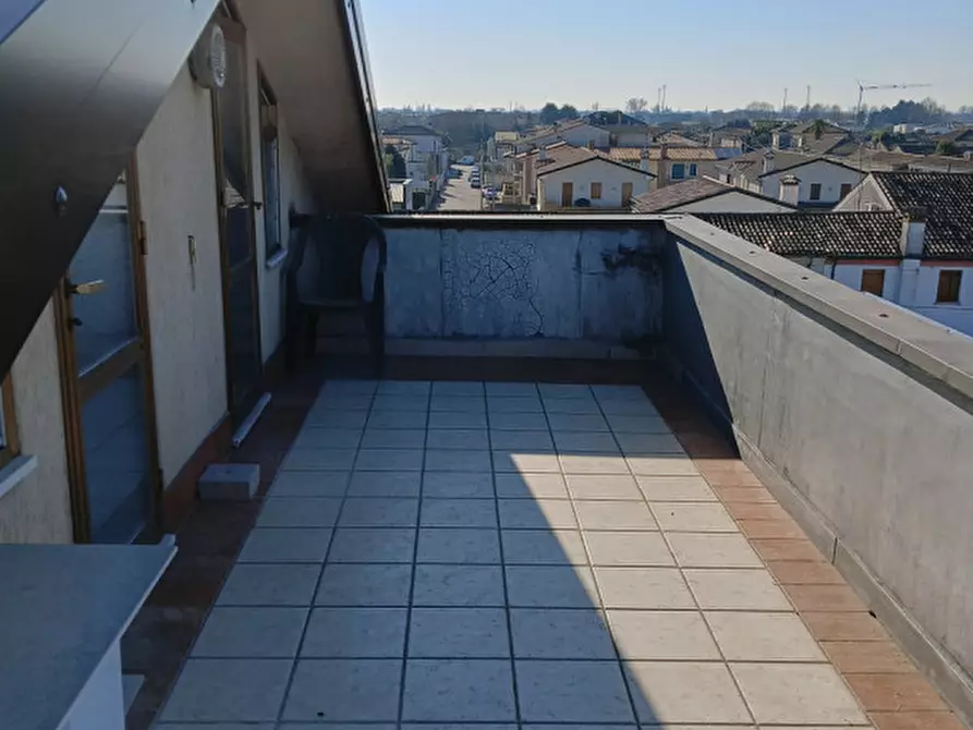 Immagine 2 di Appartamento in vendita  a Tombolo