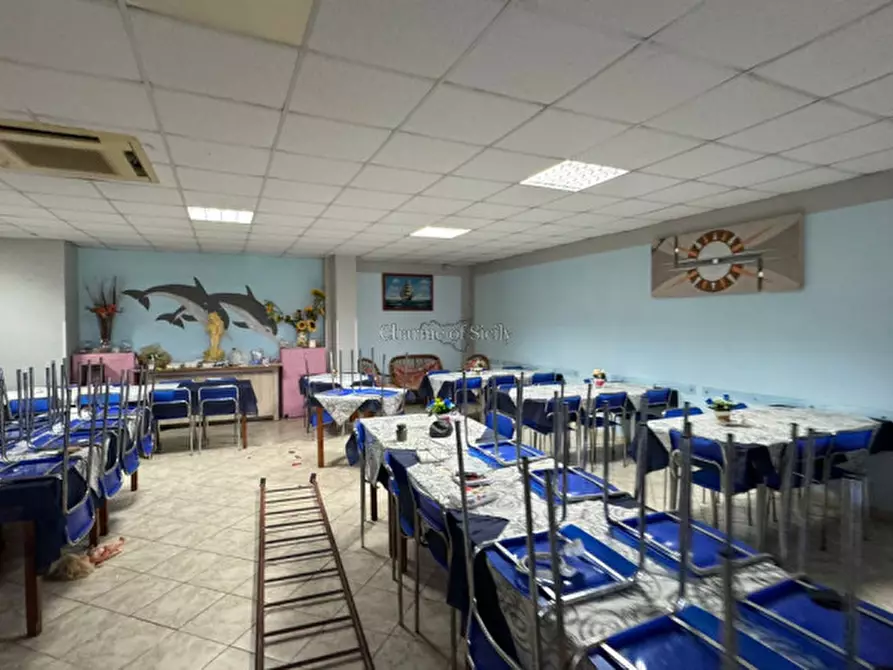 Immagine 19 di Negozio in vendita  in VIALE FORTUNA a Pachino