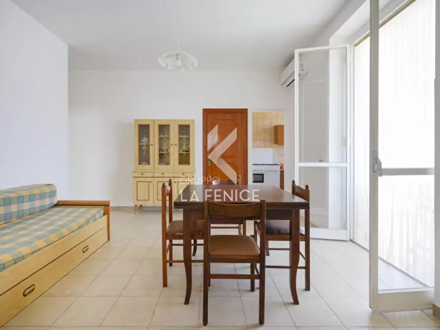 Immagine 4 di Palazzo in affitto  in via Messina a Fasano