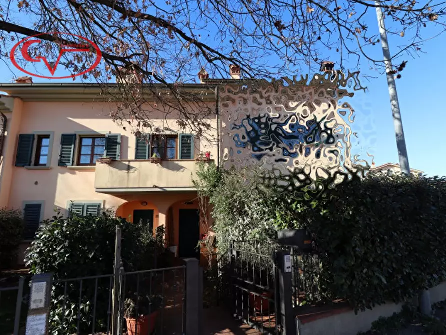 Immagine 2 di Villetta a schiera in vendita  in via martiri belfiore a Bucine