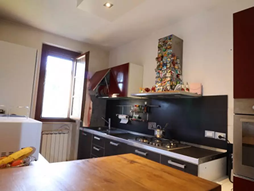 Immagine 11 di Villetta a schiera in vendita  in via martiri belfiore a Bucine