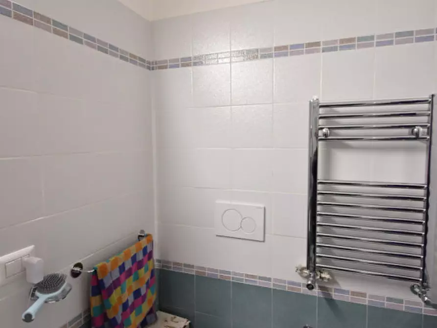 Immagine 24 di Appartamento in vendita  in Via Roma Libera a Roma