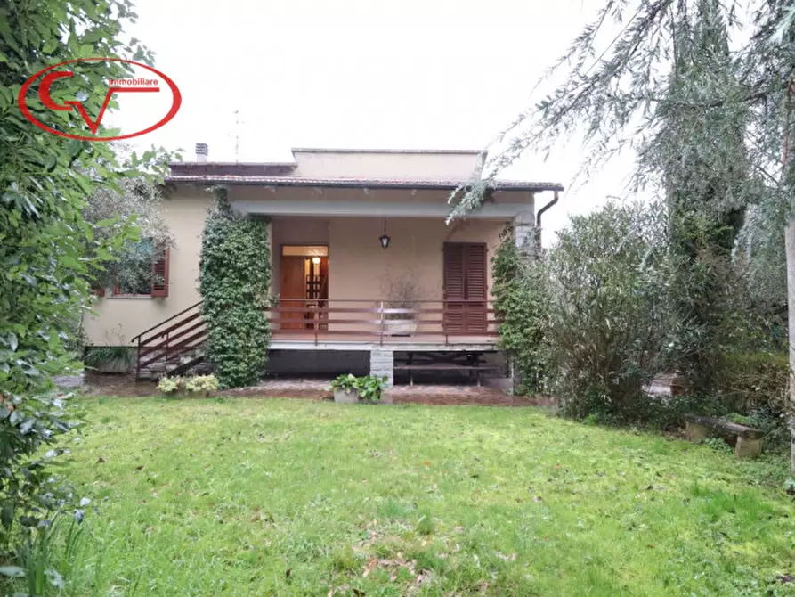Immagine 3 di Villa in vendita  in gaville a Figline E Incisa Valdarno