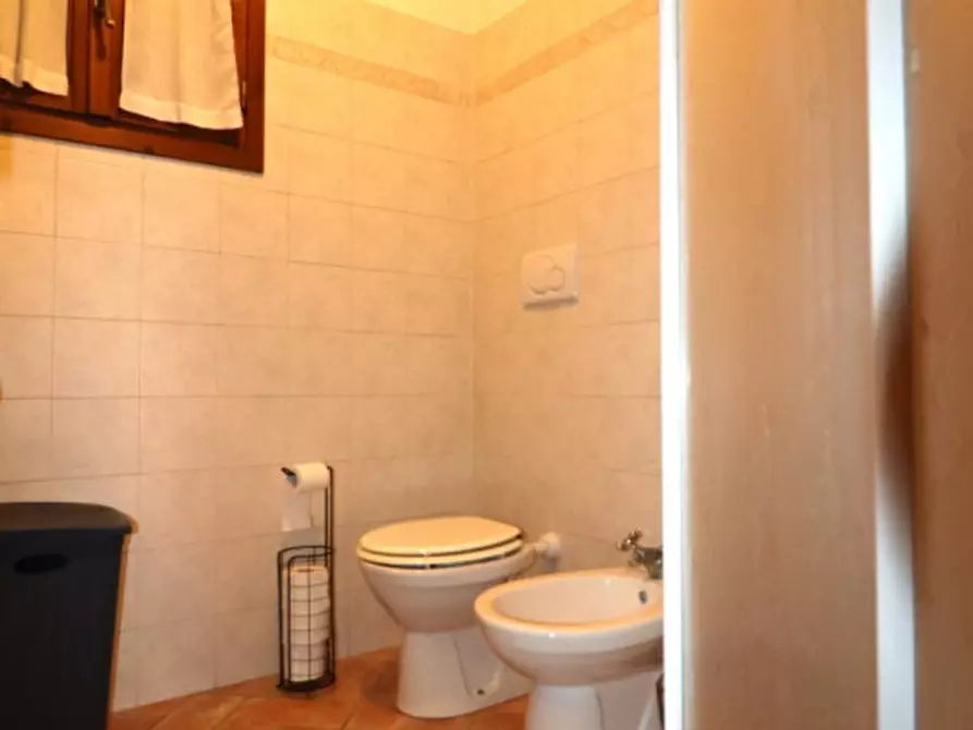 Immagine 14 di Villa in vendita  in gaville a Figline E Incisa Valdarno