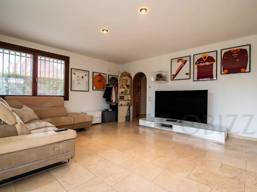 Immagine 28 di Villa in vendita  in via guazzi a Abano Terme