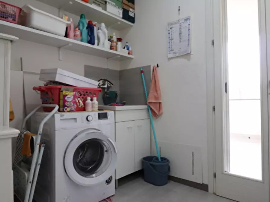 Immagine 8 di Villa in vendita  in via vespucci a Montevarchi