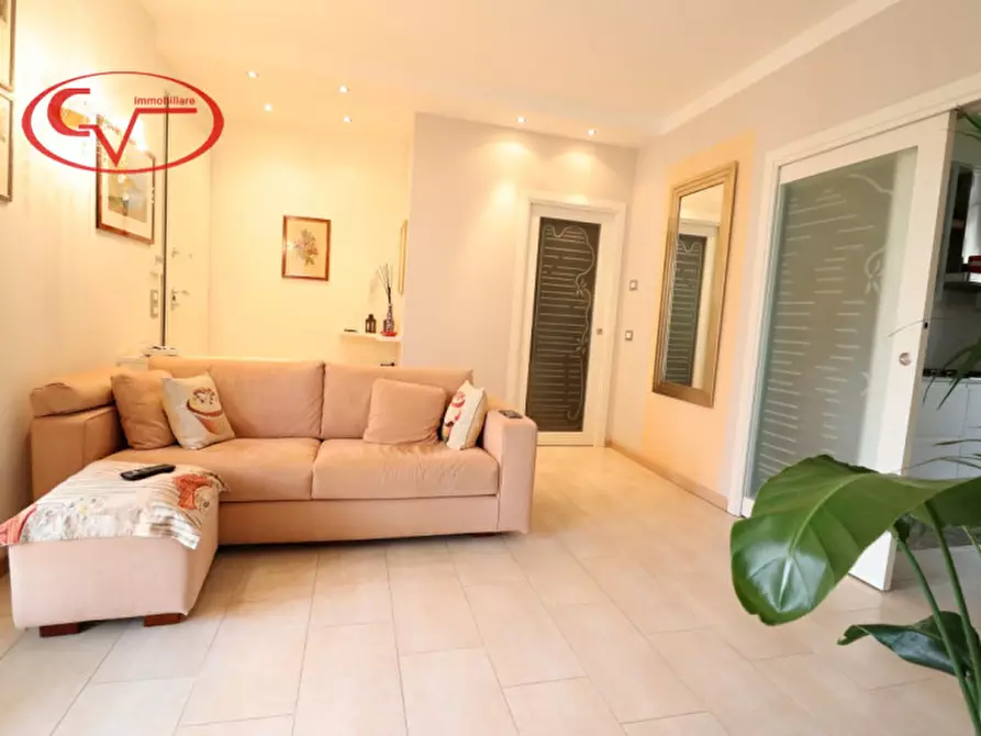 Immagine 27 di Villa in vendita  in via vespucci a Montevarchi