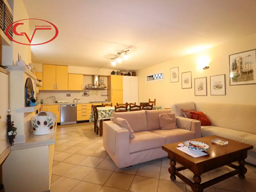 Immagine 59 di Villa in vendita  in via vespucci a Montevarchi